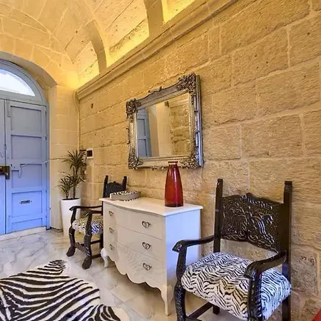 Relaxing Unique House Has A Style Of Its Own ! * Zejtun